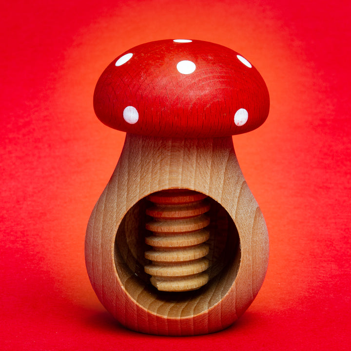 PILZ NUSSKNACKER