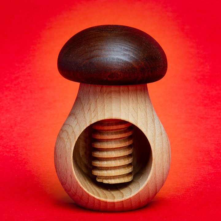 PILZ NUSSKNACKER